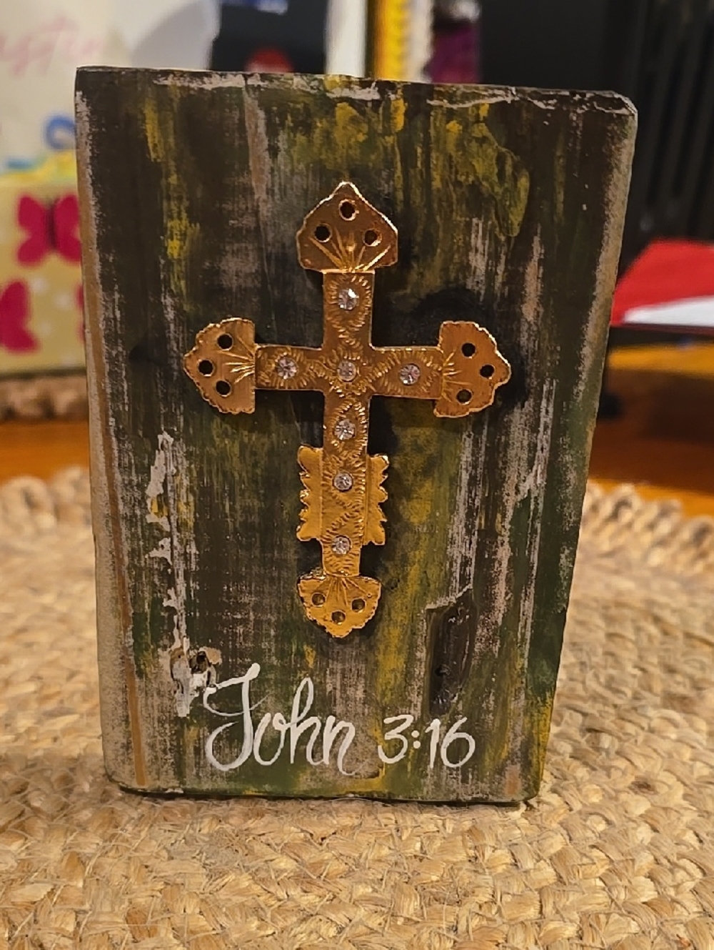 Decorative Gold Cross Wall Plaque with John 3:16